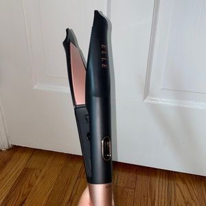 ELLE Premiere Twisted 2 in 1 Curling/Flat Iron